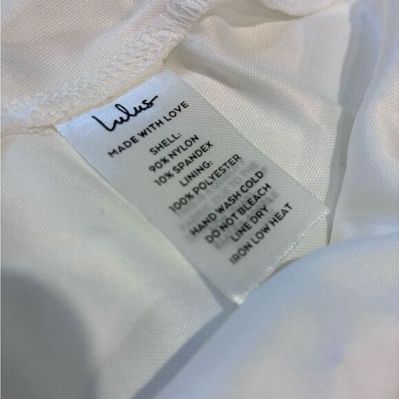 NWT Lulus Positively Precious White Floral Mesh Tiered Halter Midi Dress - Picture 6 of 8